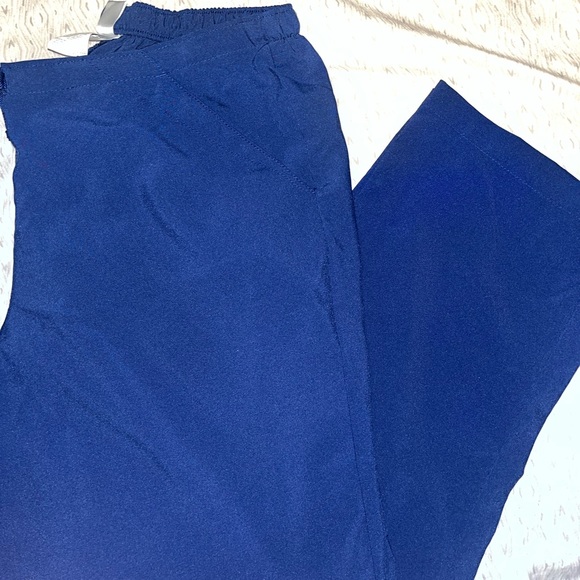 BLUE WINK SCRUBS - Picture 2 of 3